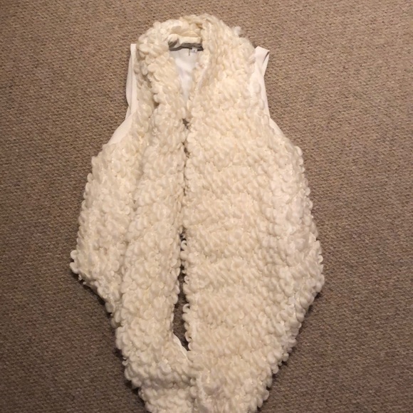 Miha sweater vest - Picture 2 of 7